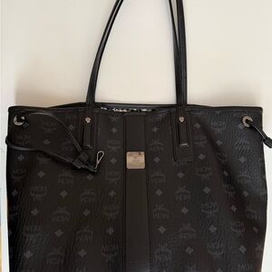 MCM Visetos Medium Liz Reversible Tote
